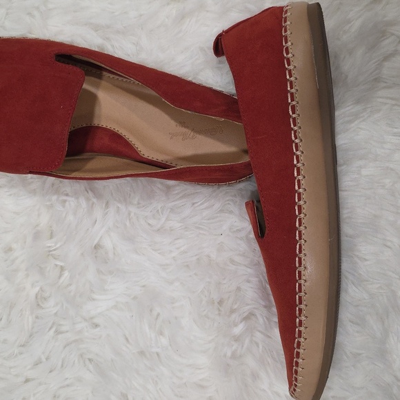 Univeral Thread -Juliet- Red Slip On. Size 10 - Picture 4 of 6